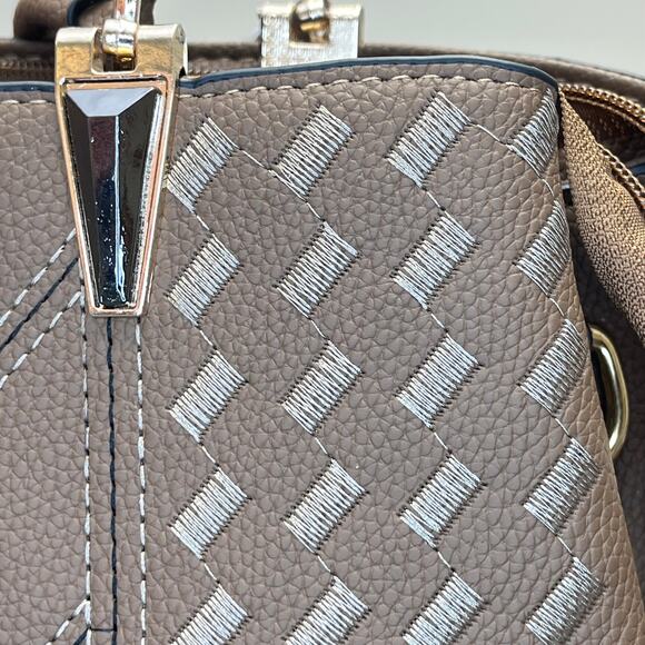 NEW Aimily Handbag Crossbody with Charm & Embroidered Detail PU Leather - Picture 9 of 9